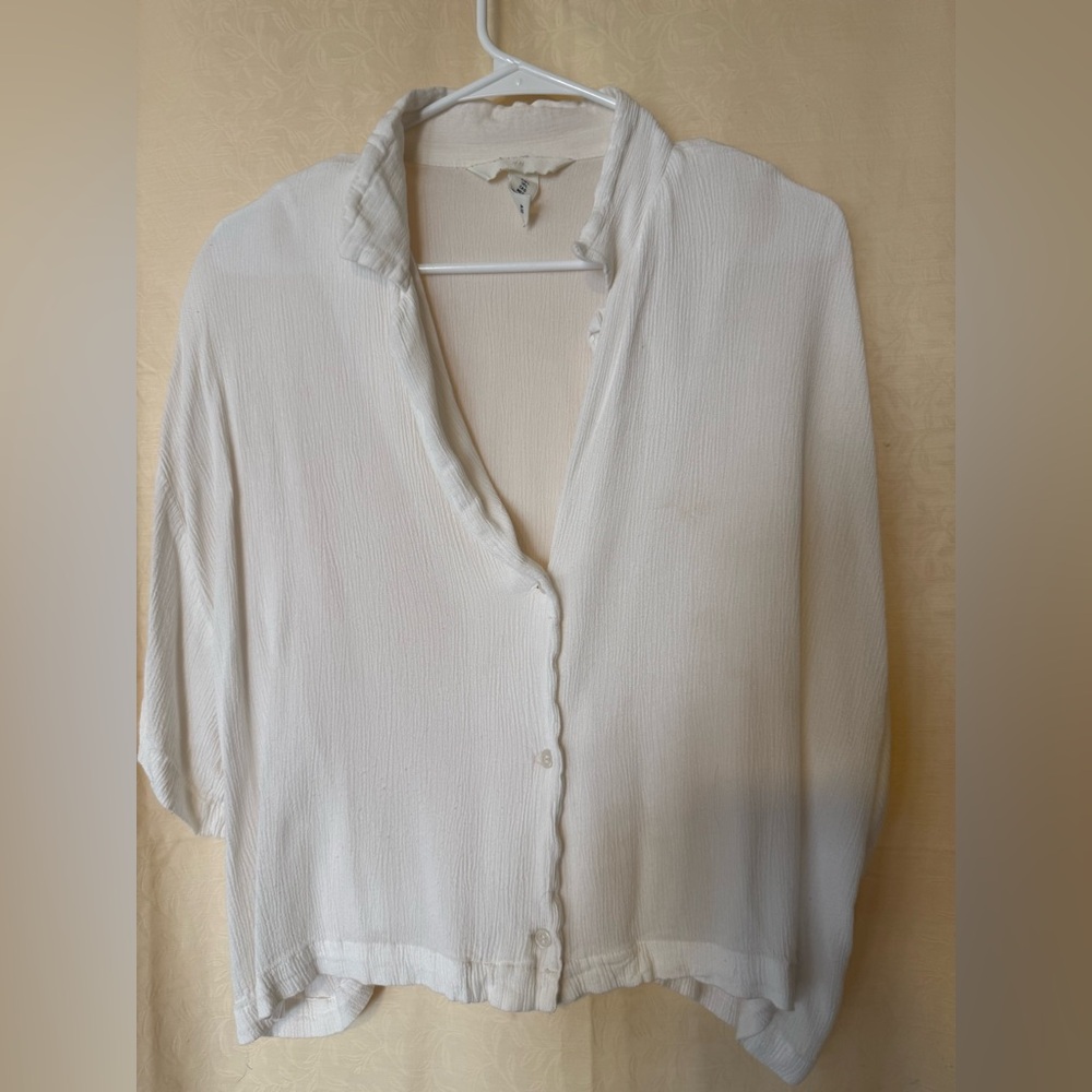 H&M Top, Women’s size Large, Casual White Cotton Button Down Shirt or Blouse